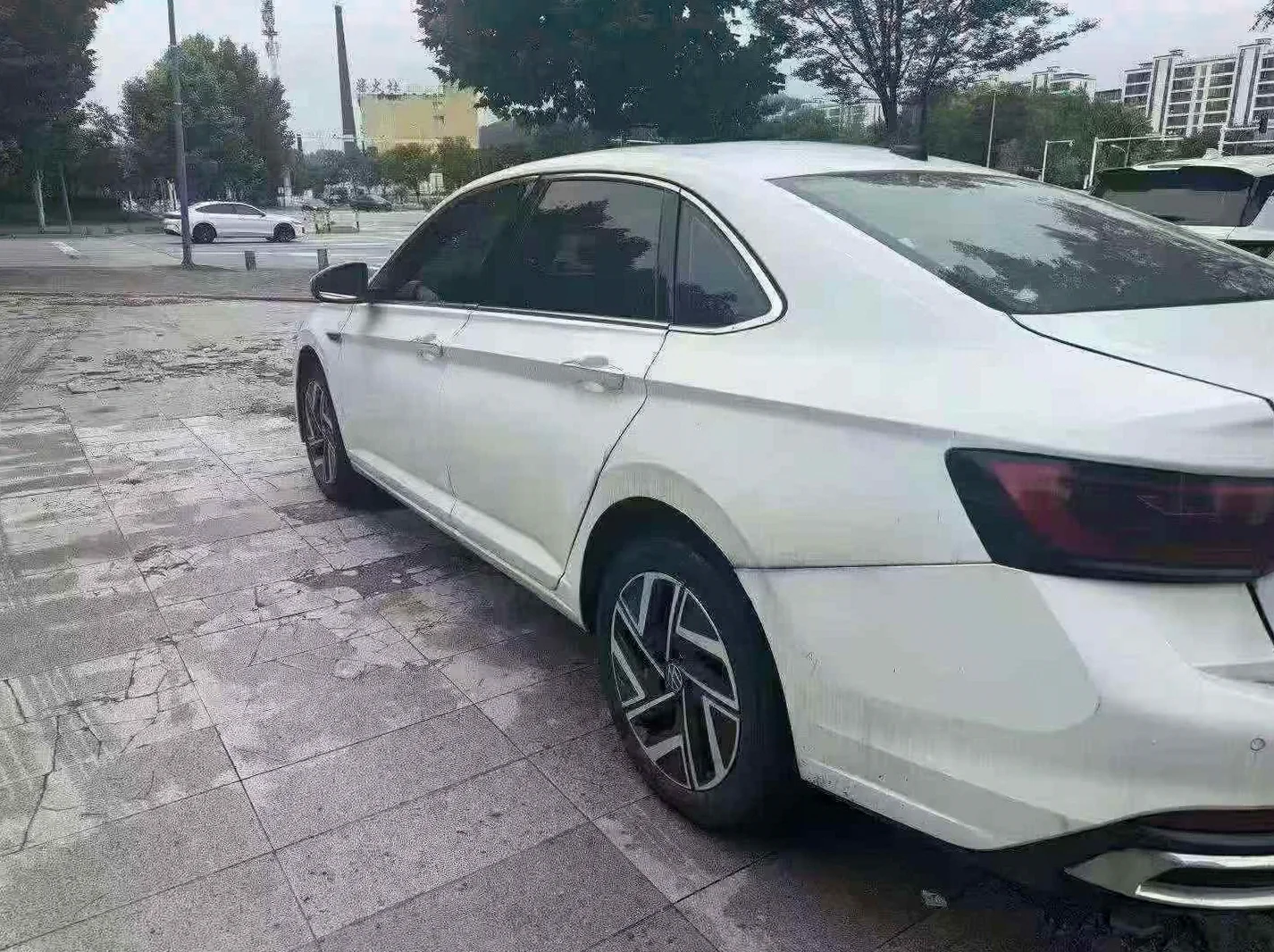 大众速腾 后面外观一
