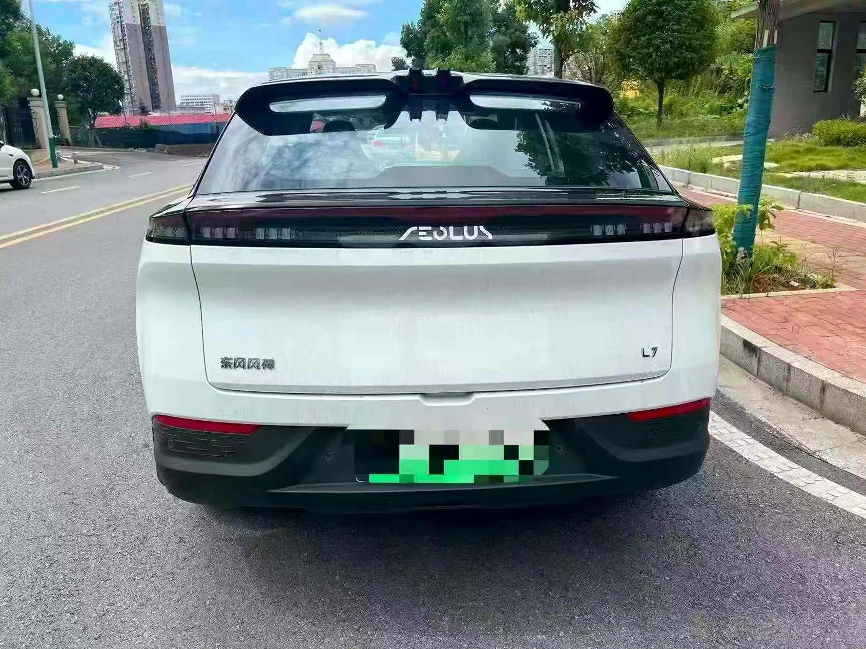 东风L7 驾驶室