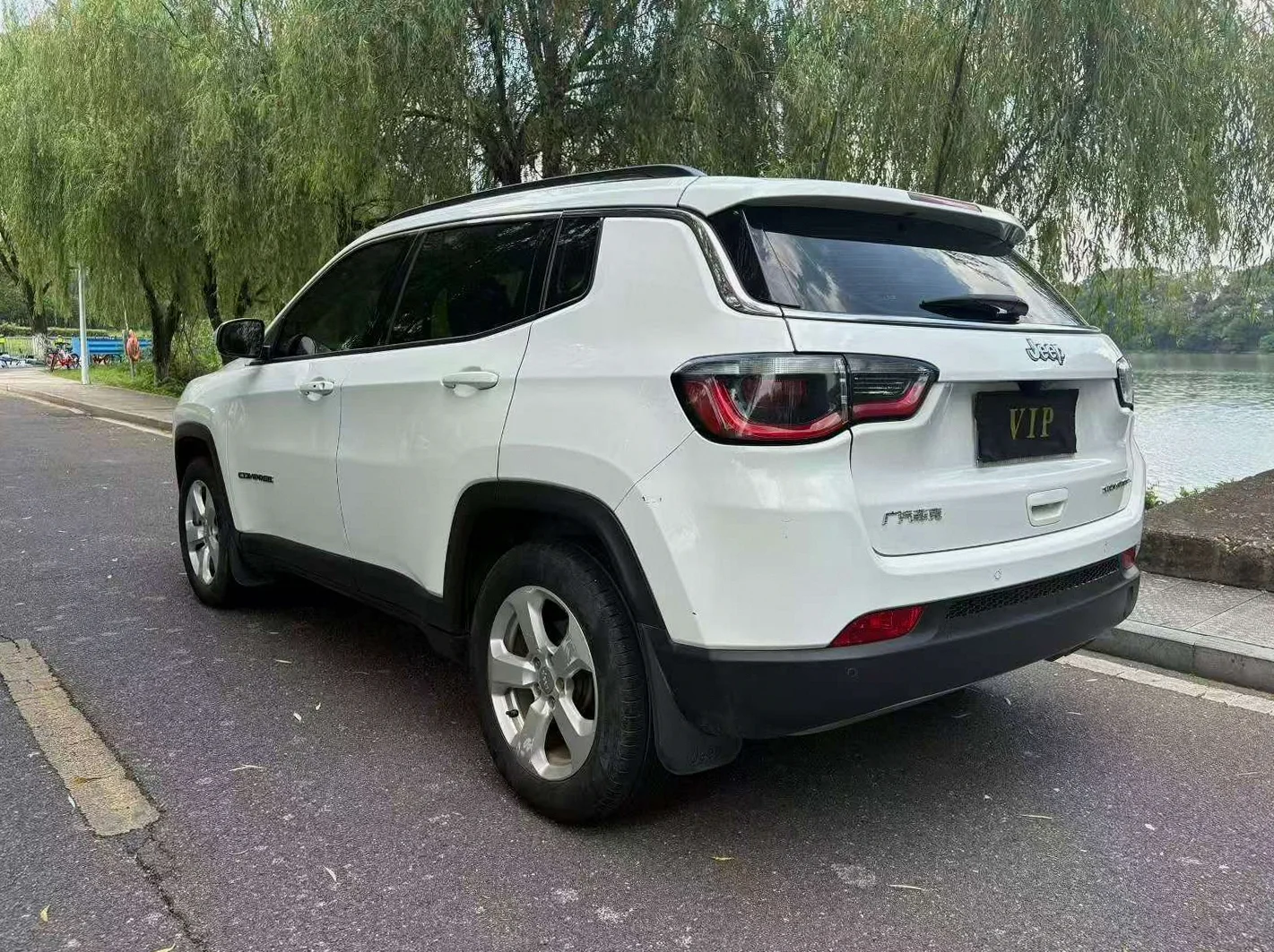 Jeep指南者 内饰前排