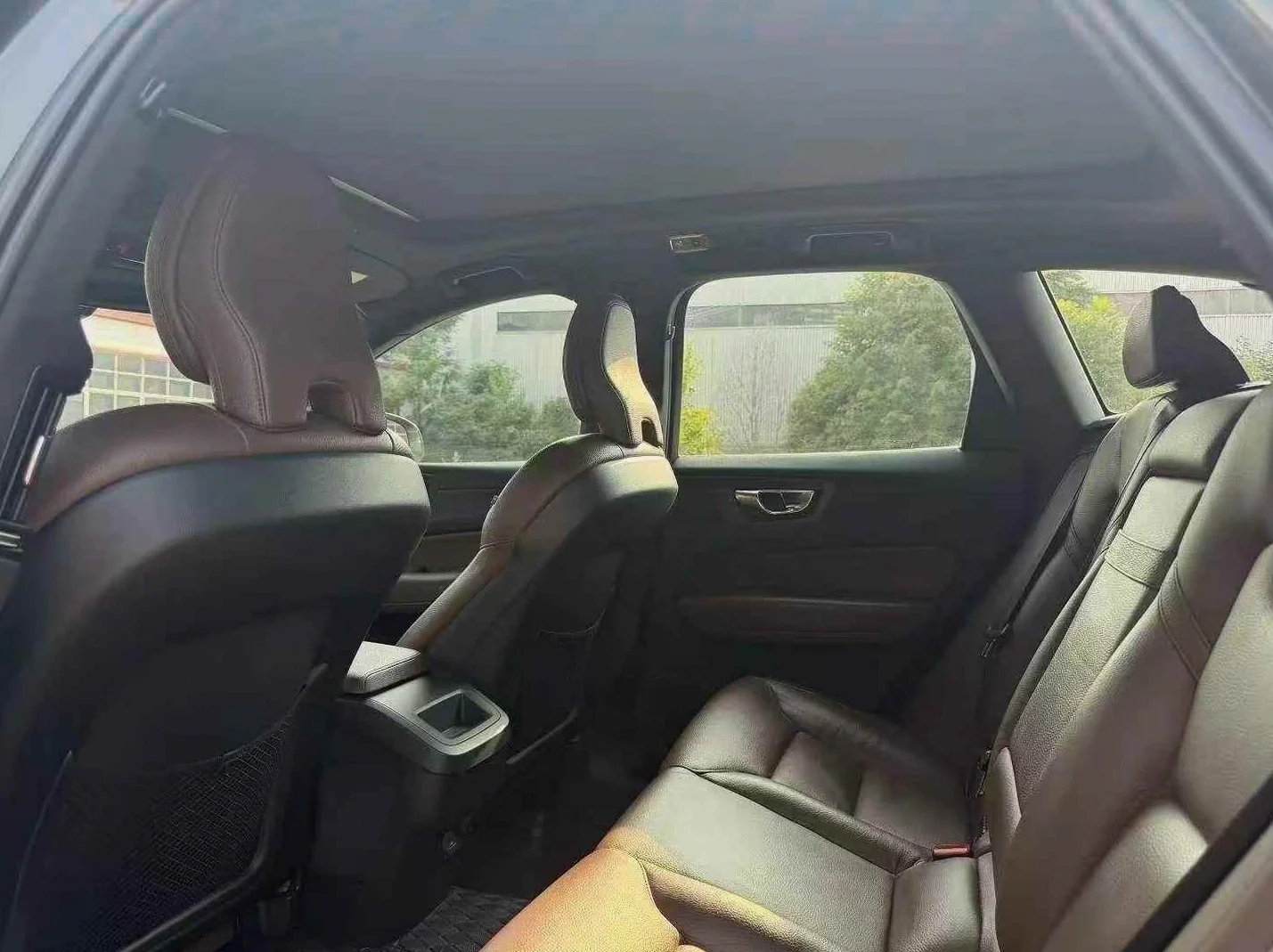 沃尔沃XC60 后面外观二