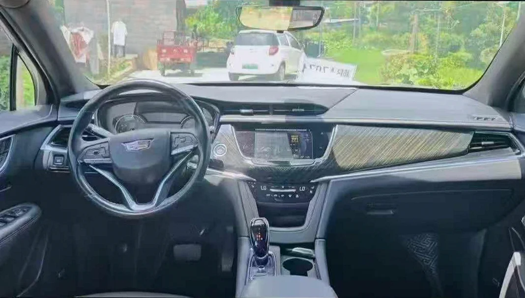 凯迪拉克XT6 后面外观二
