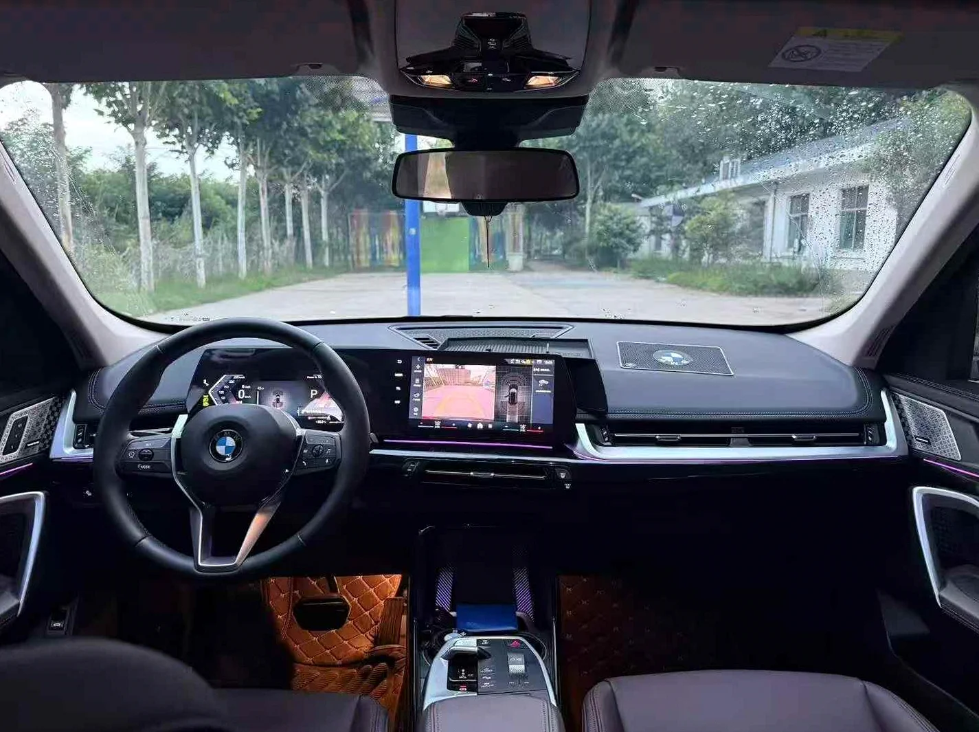 宝马X1 驾驶室