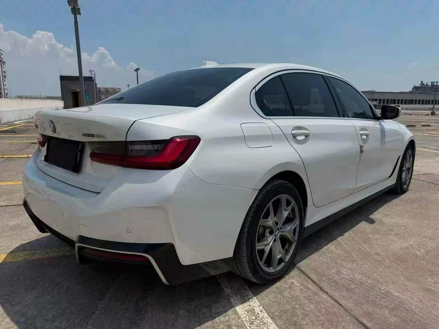 宝马I3 后面外观二