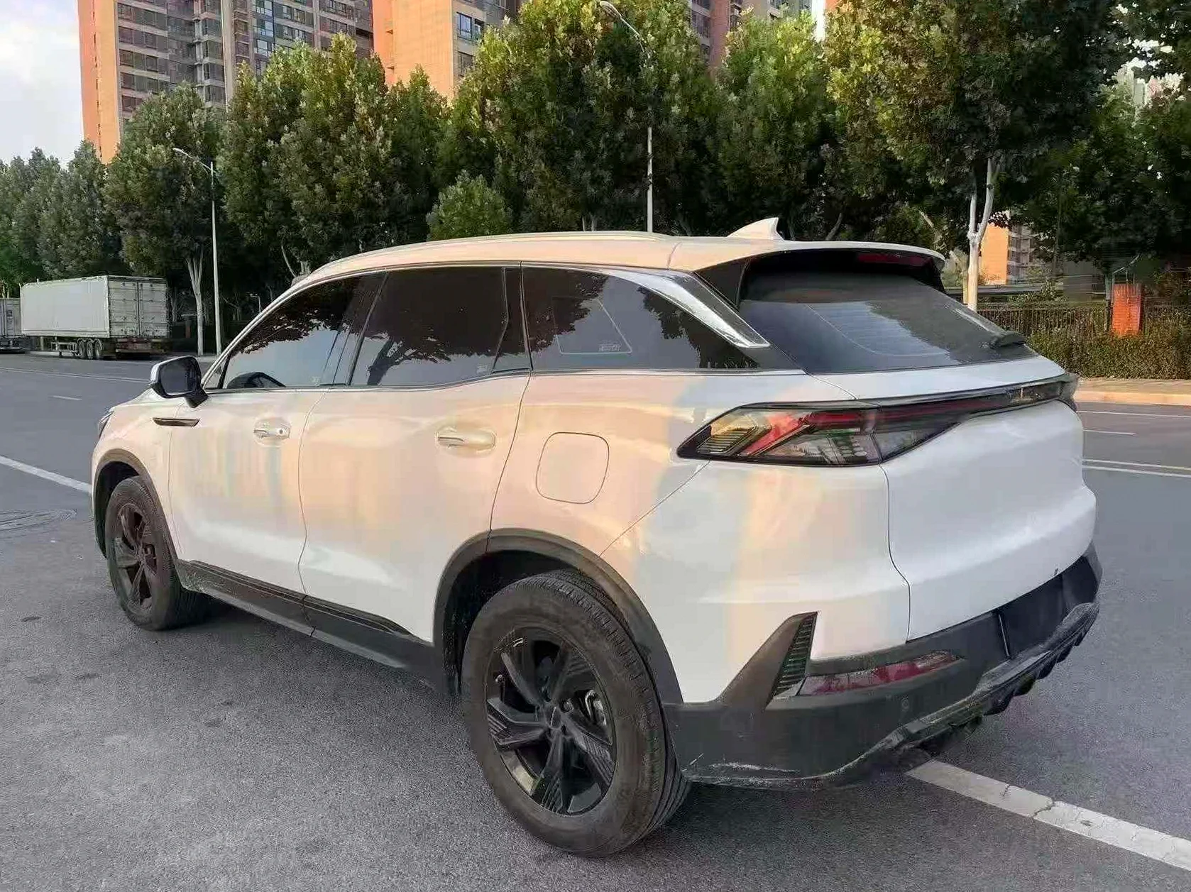 北京X7 后面外观一