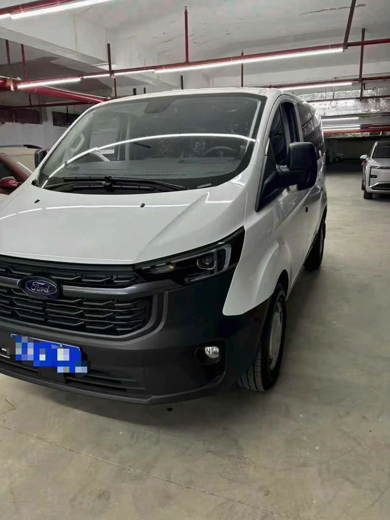 26年福特全顺手动准新车