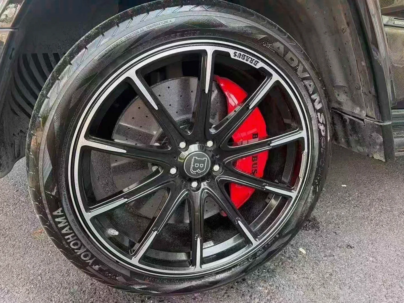 奔驰AMG 正面外观二