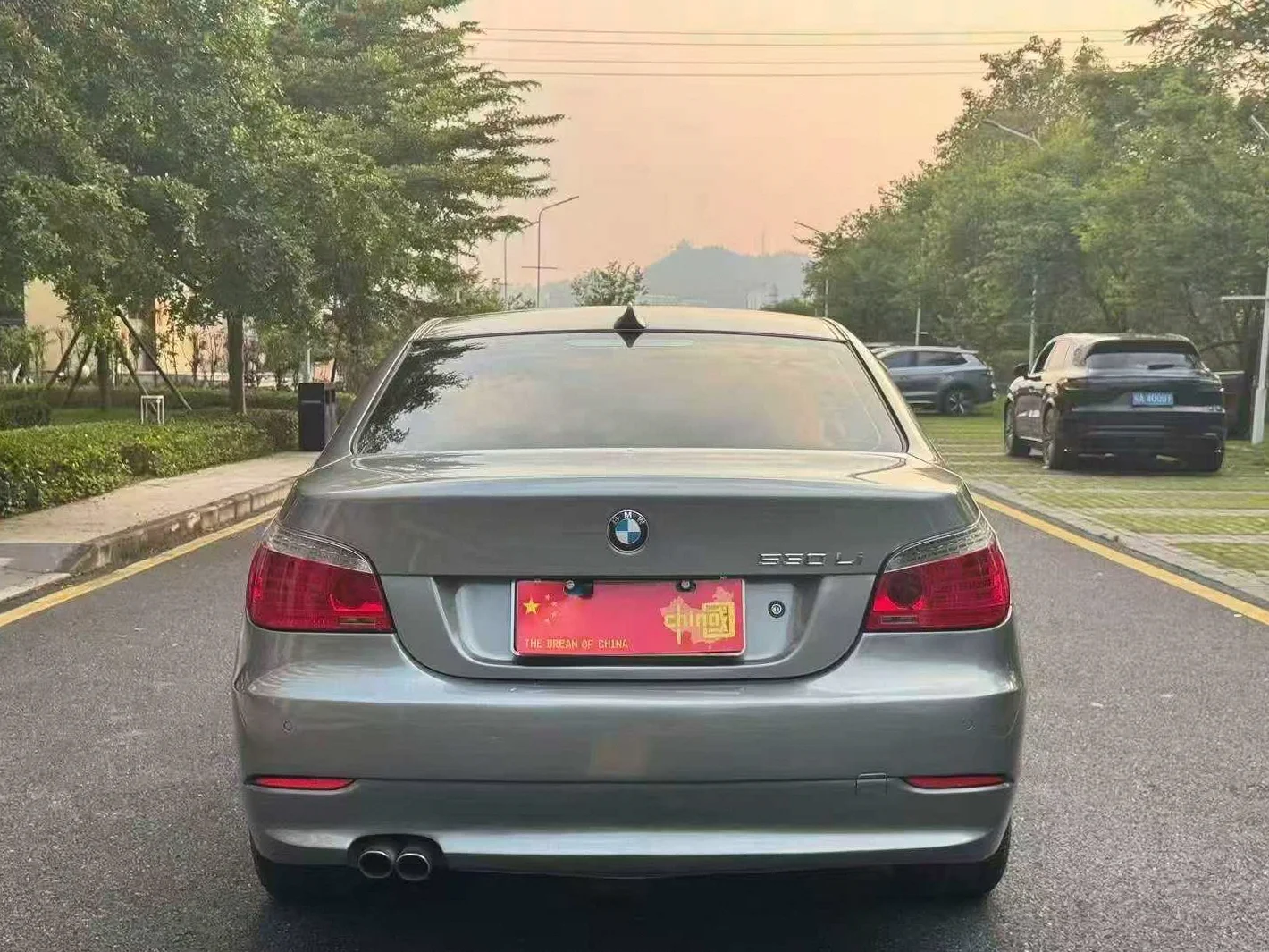 宝马5系 后面外观二