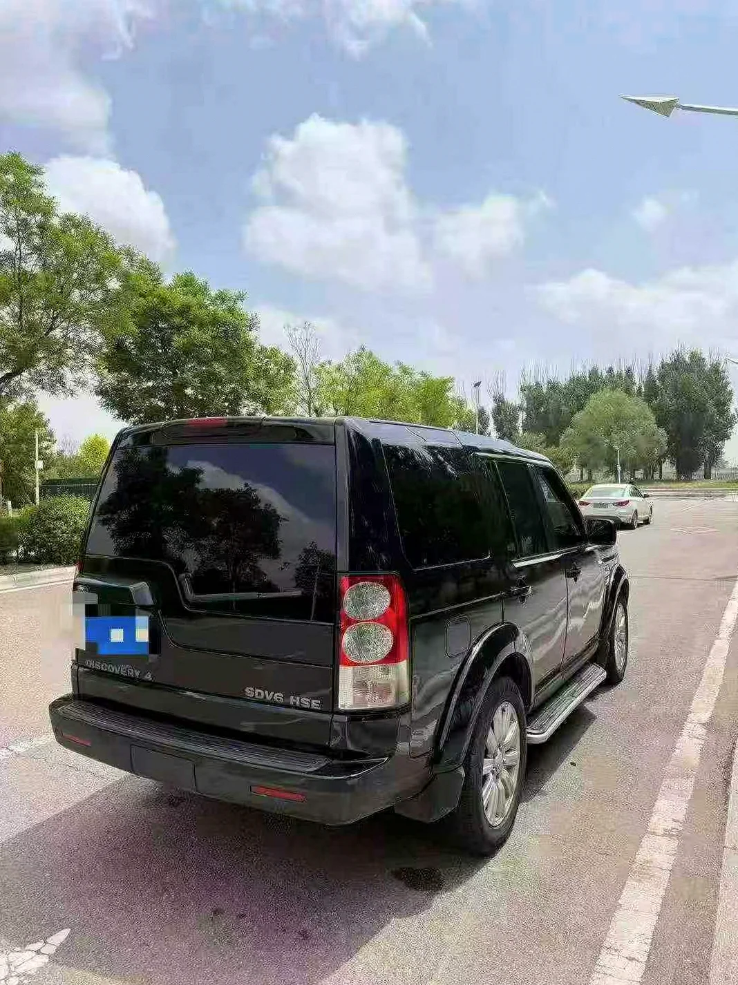 路虎发现 驾驶室