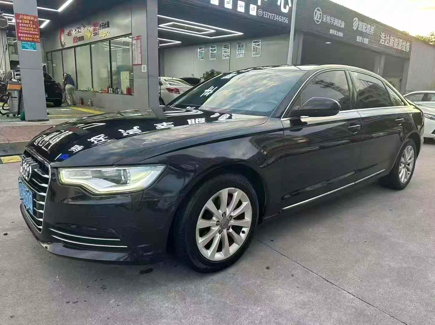 奥迪A6L 正面外观三