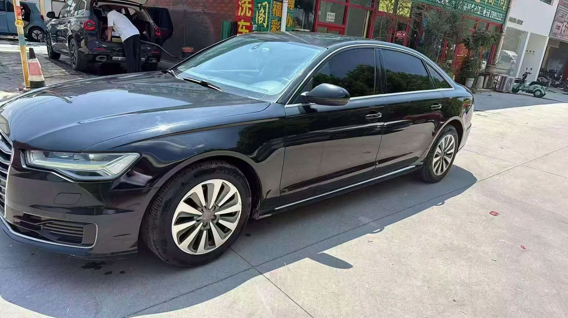 奥迪A6L 正面外观三