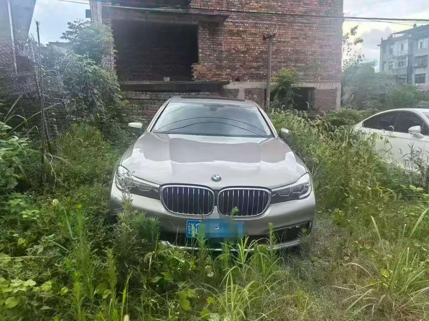 17年宝马730Li 2.0T高配