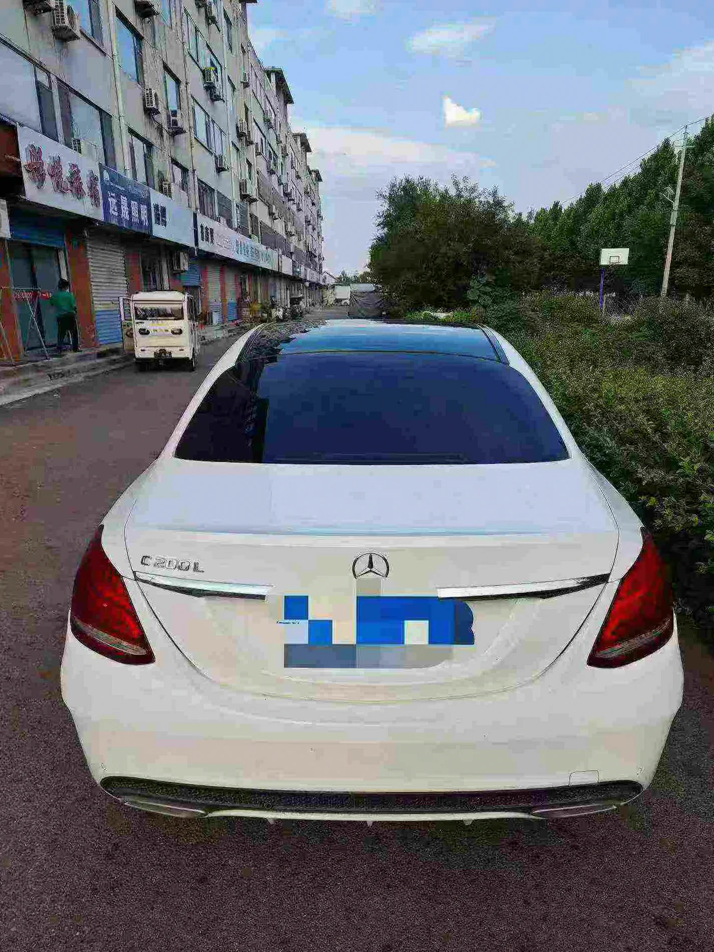 奔驰C 正面外观三