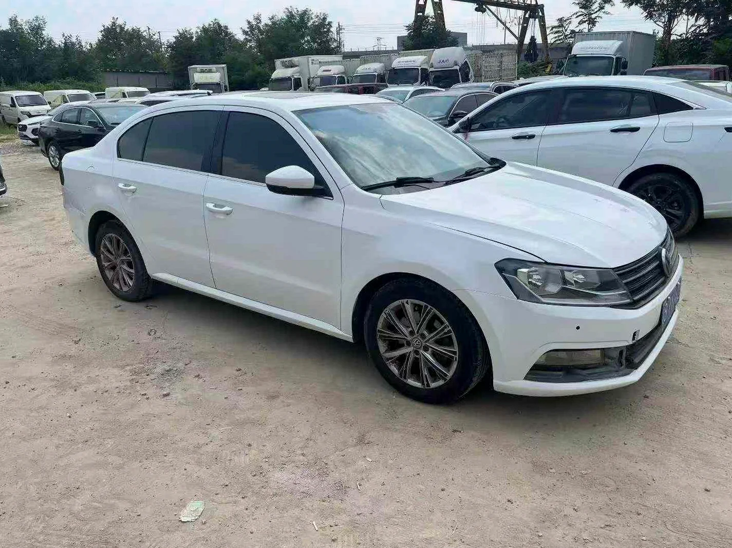 大众朗逸 正面外观三