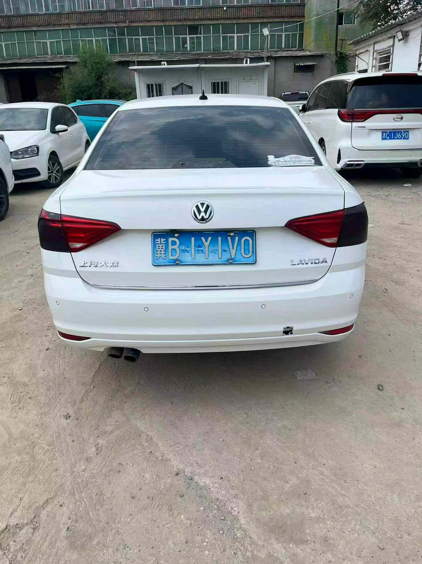 大众朗逸 后面外观一