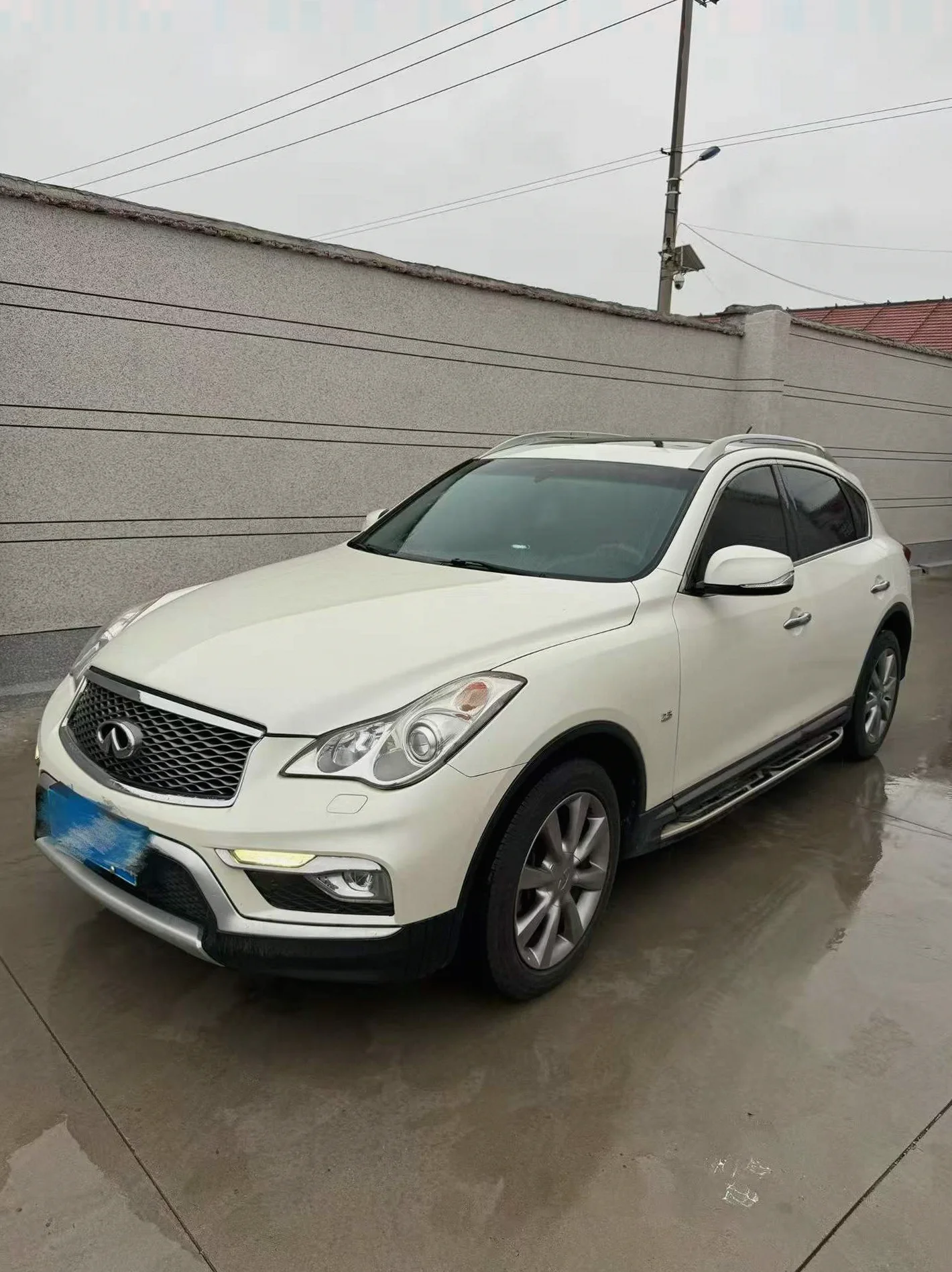 英菲尼迪QX50 正面外观二