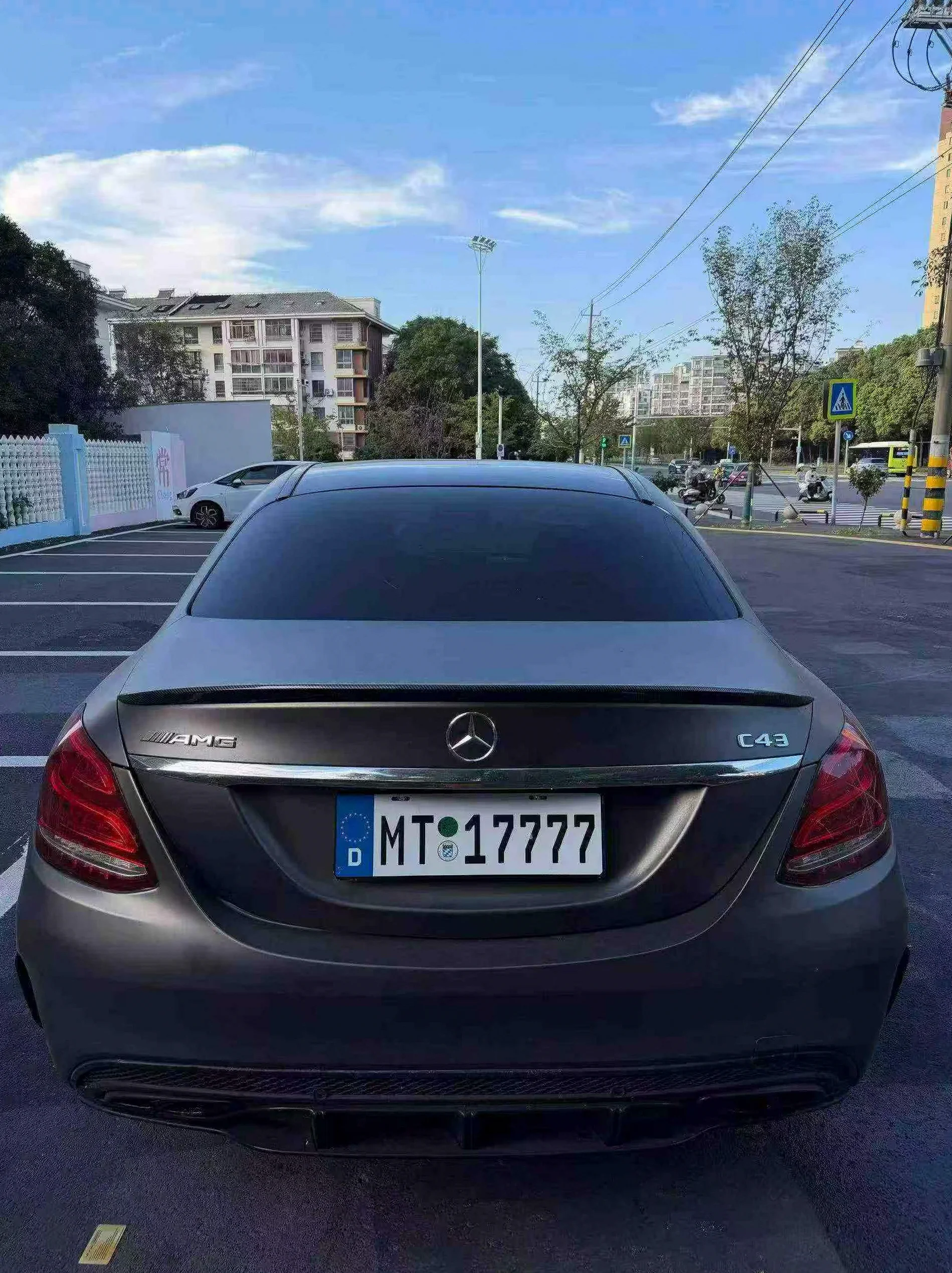 奔驰AMG 内饰前排