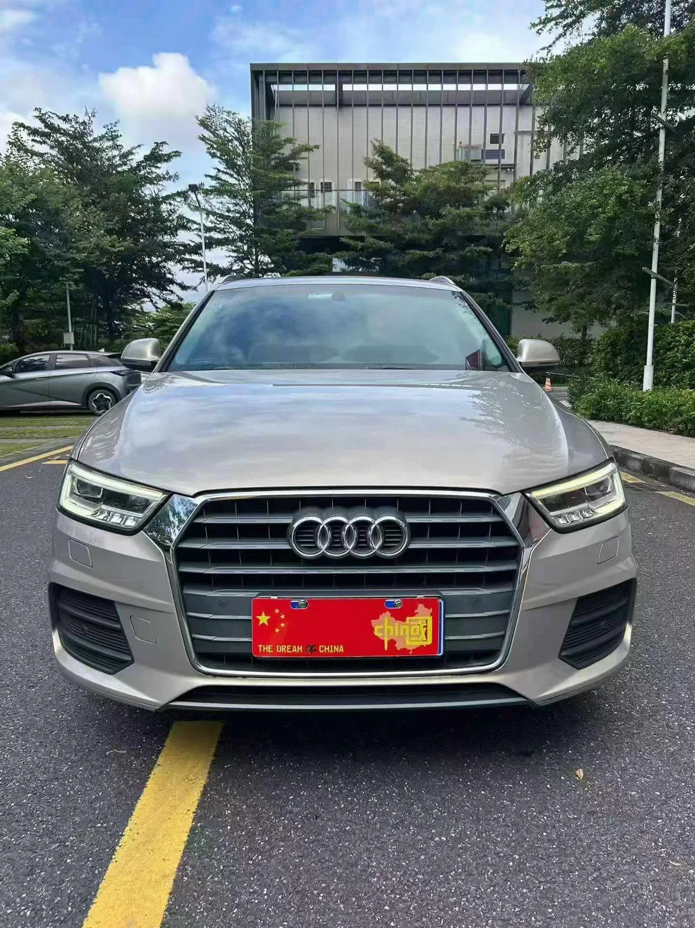 奥迪Q3 正面外观二