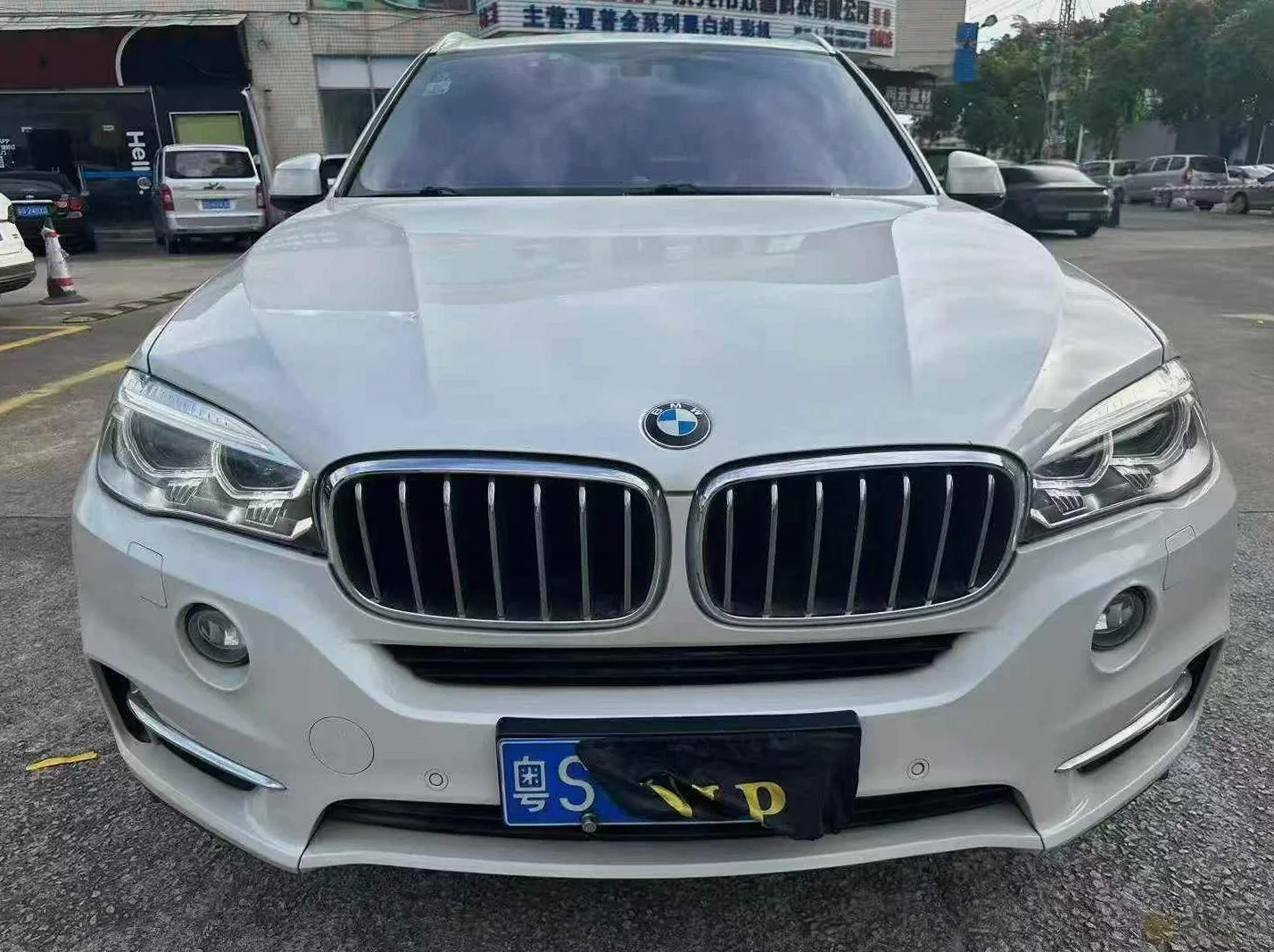 18年宝马X5 2.0T 白色