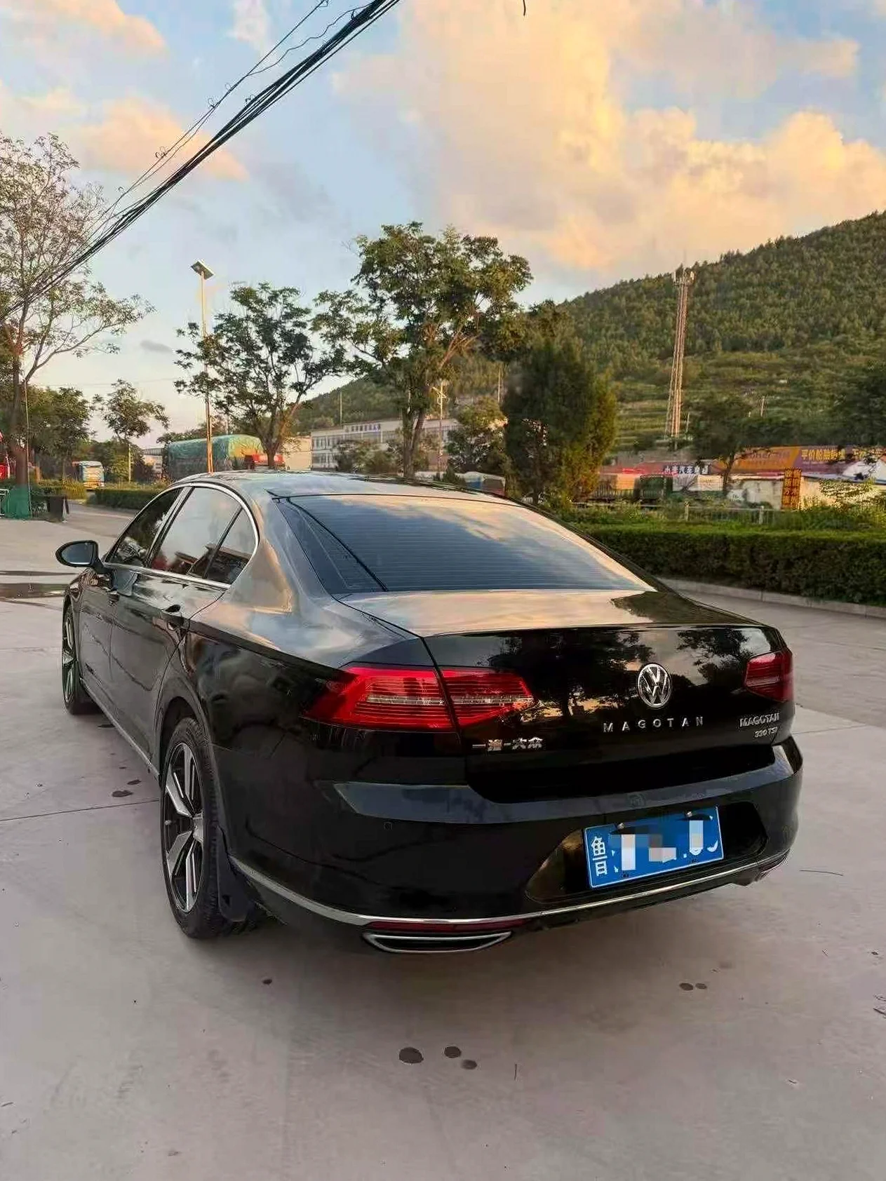 大众迈腾 正面外观三