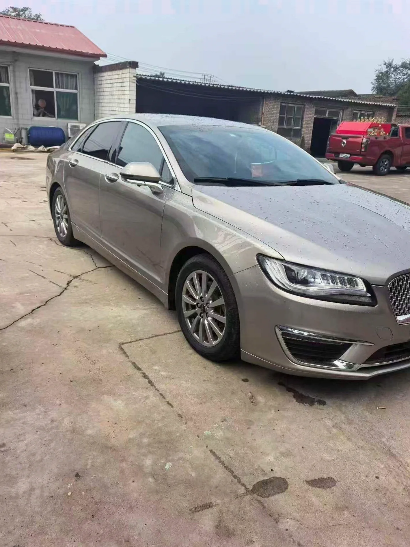 林肯MKZ 正面外观二
