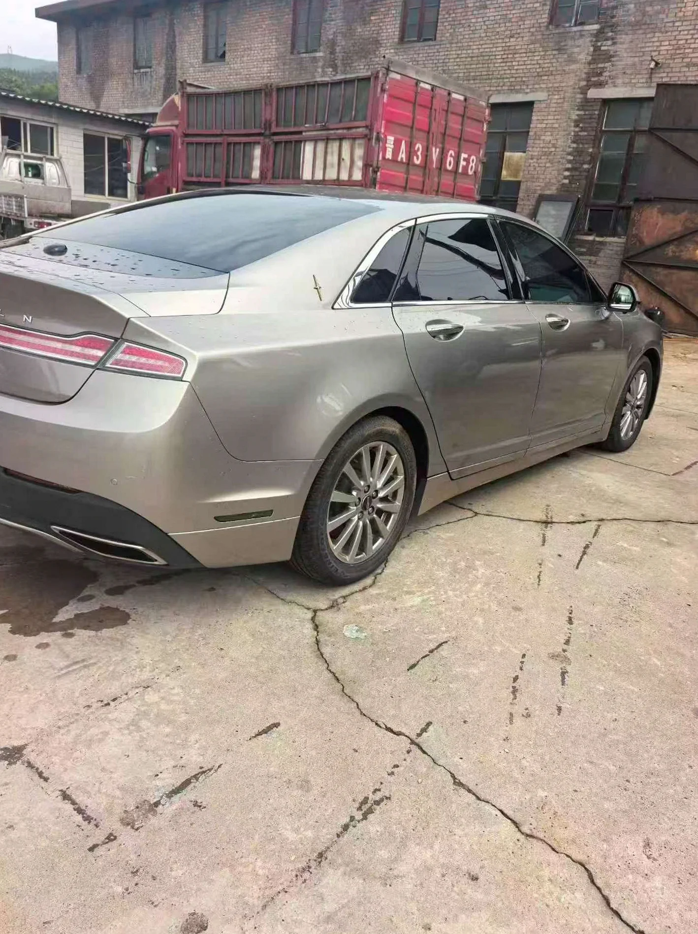 林肯MKZ 后面外观二