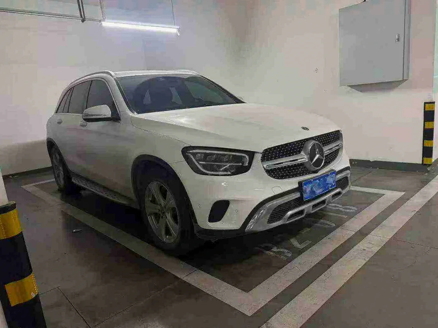 奔驰GL 正面外观三