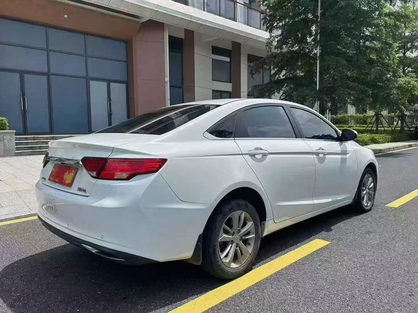 吉利帝豪 驾驶室