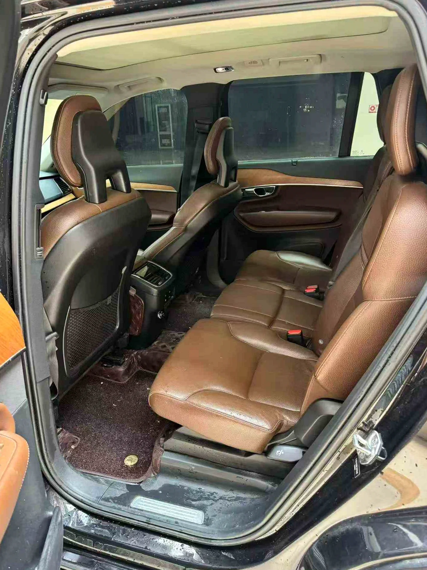 沃尔沃XC90 后面外观二