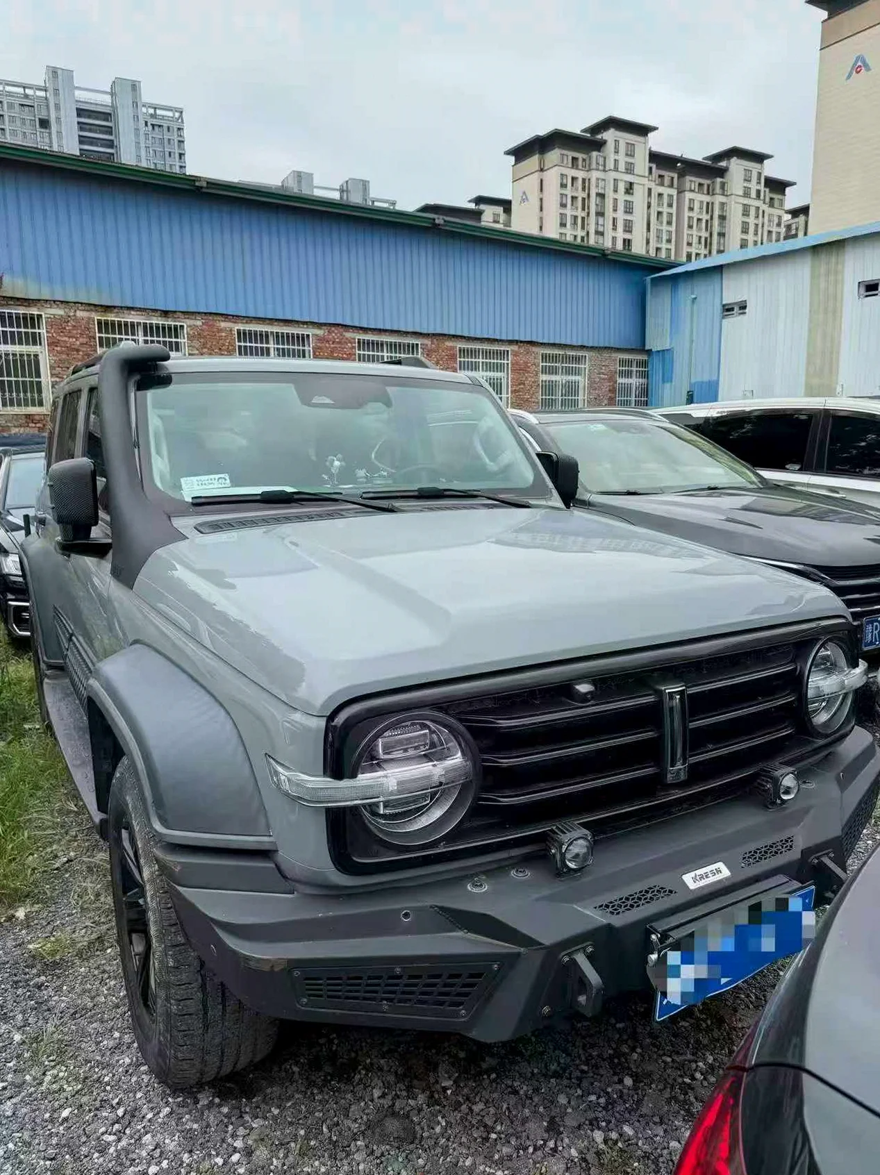 长城汽车300 正面外观二