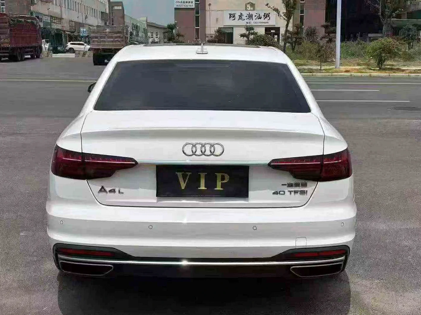 奥迪A4L 驾驶室