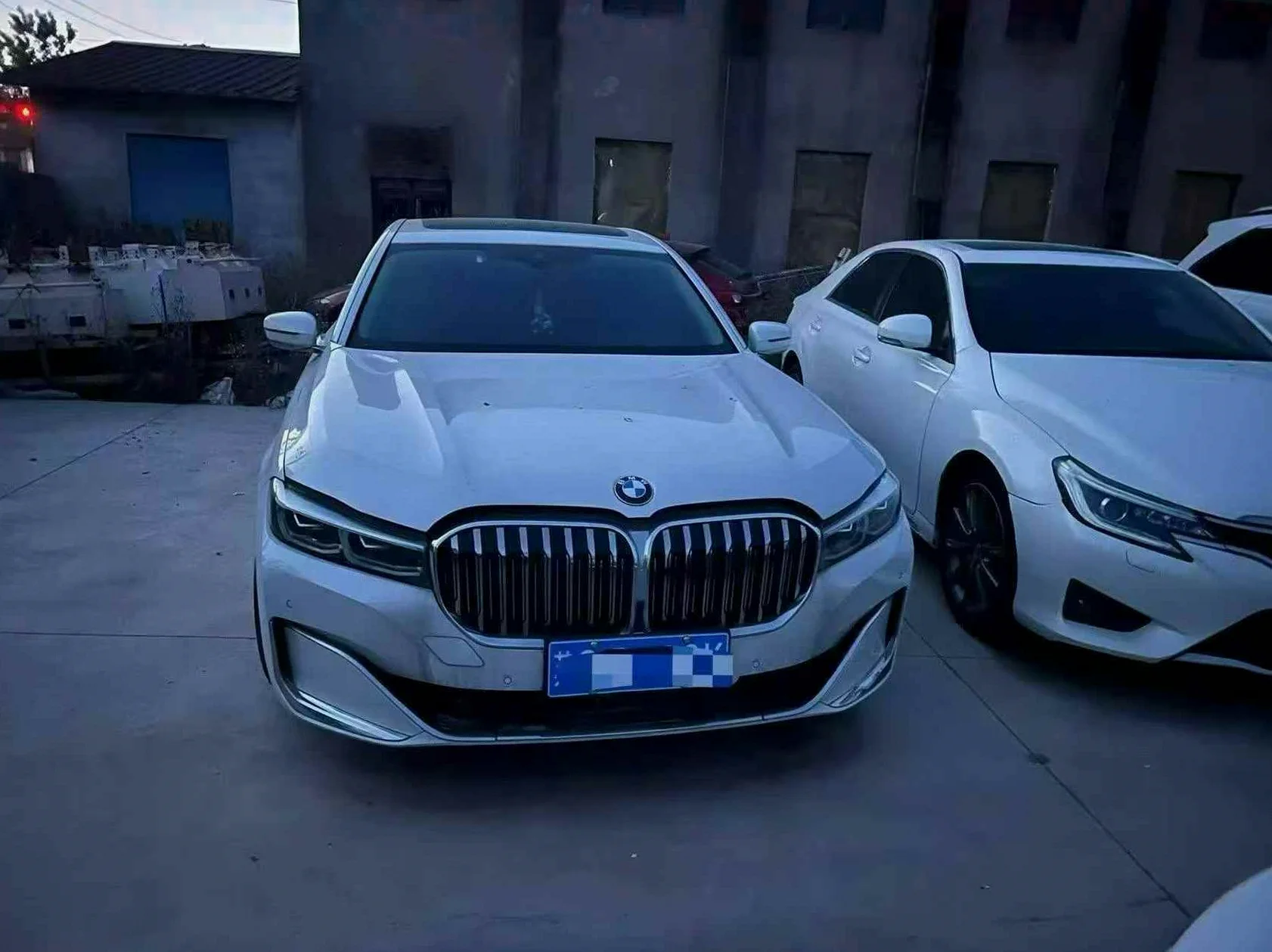 2022款宝马730Li豪华套装