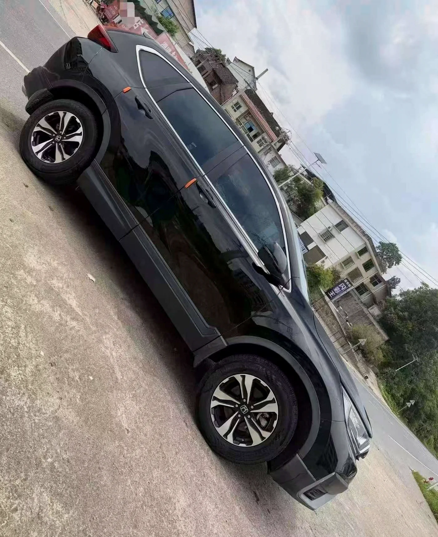 本田CRV 正面外观二