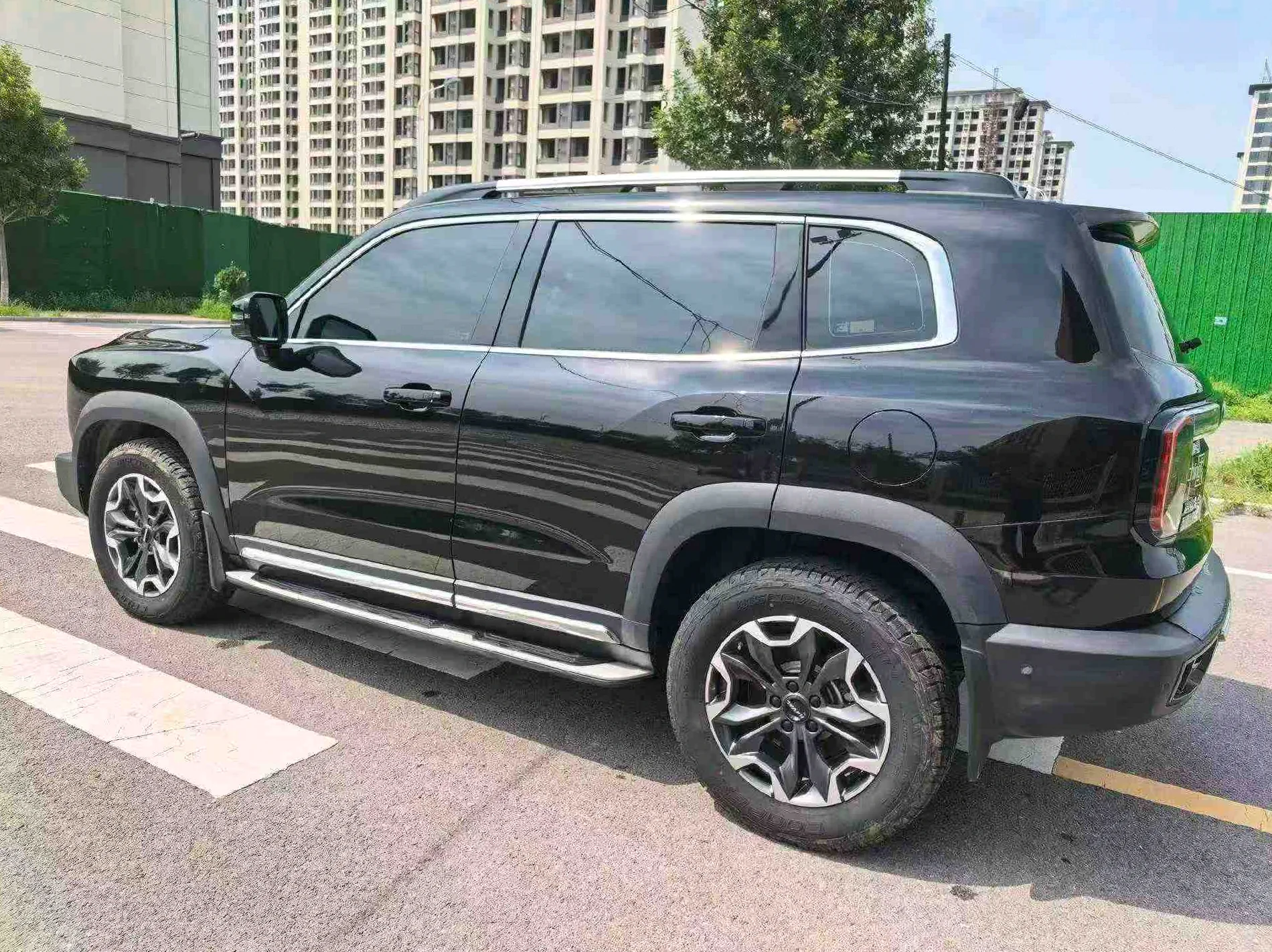 哈弗大狗 后面外观三