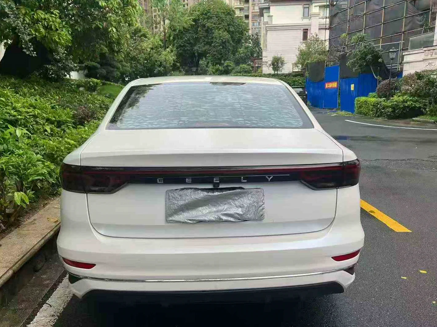 吉利帝豪 内饰后排
