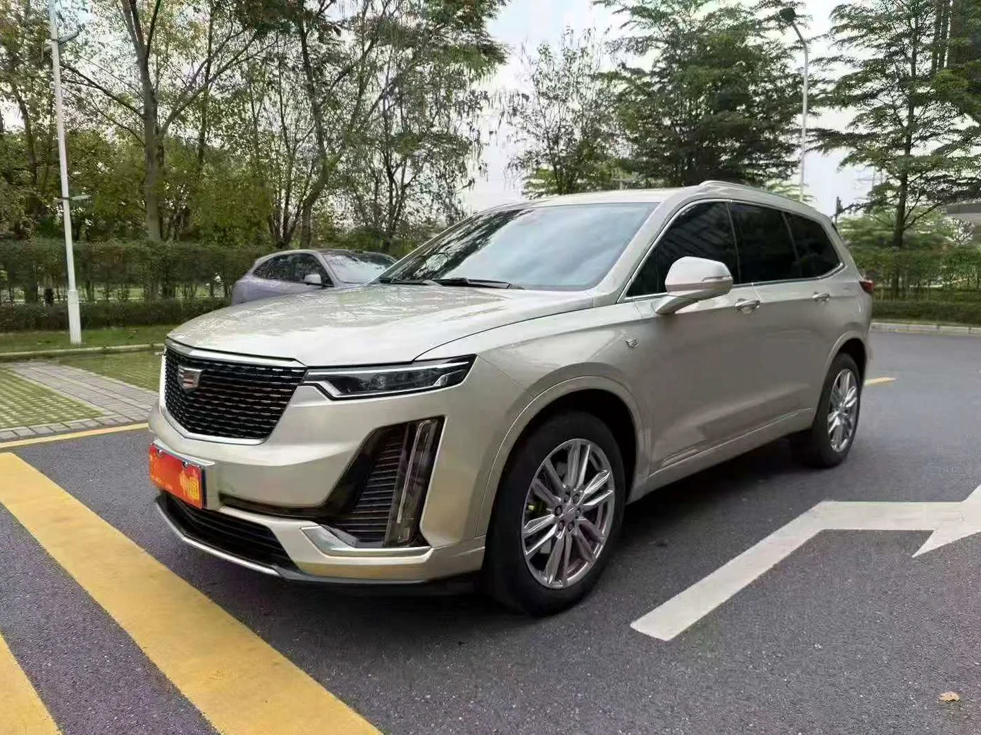 22年凯迪拉克XT6四驱七座顶配