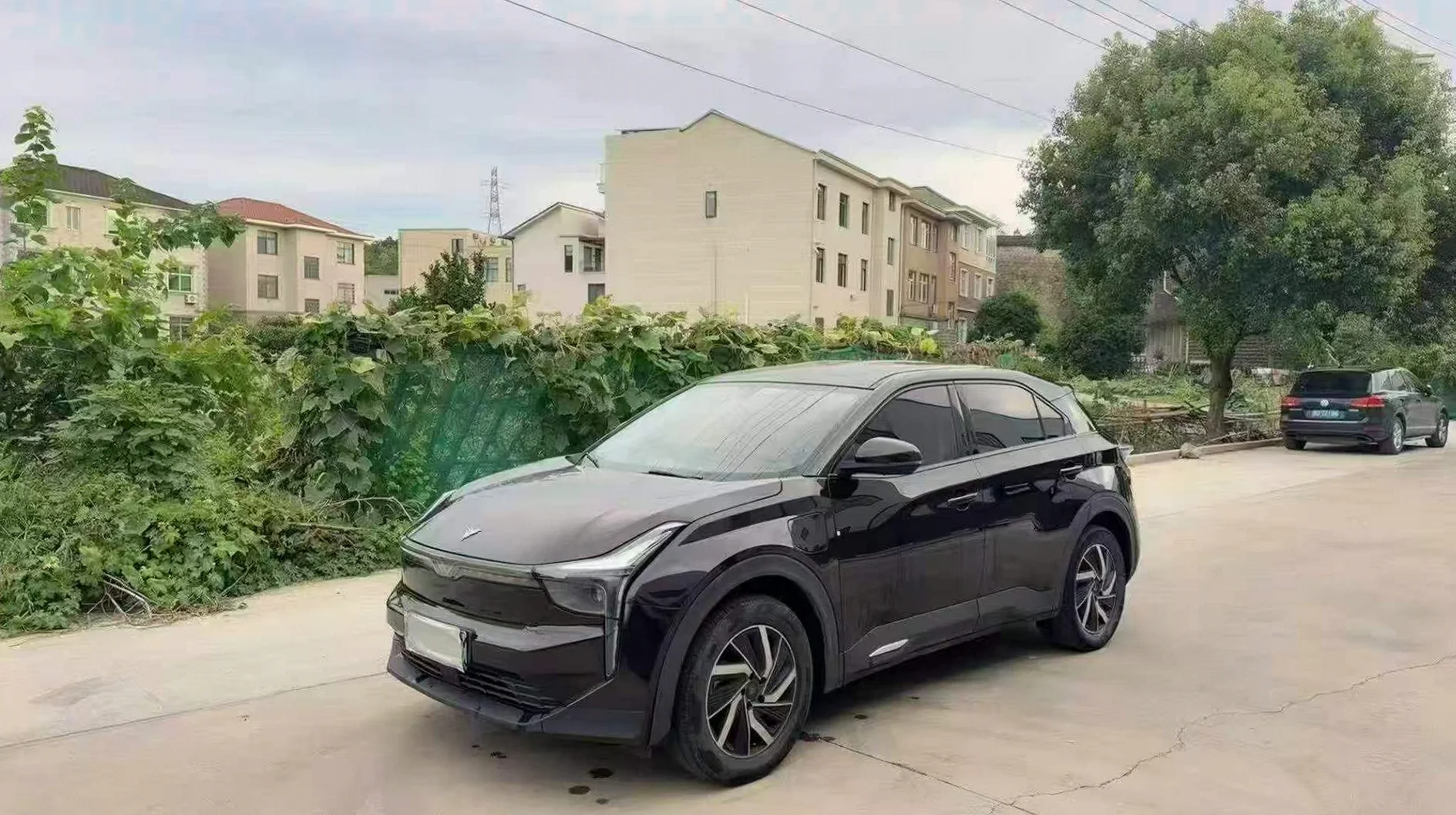 哪吒U 正面外观二