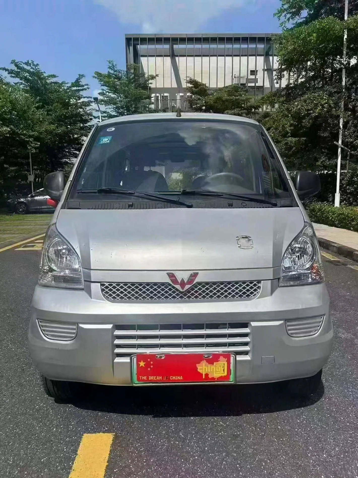 五菱汽车荣光 正面外观二