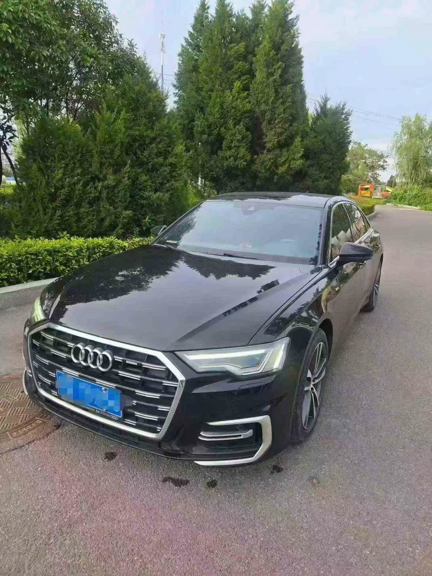 奥迪A6L 正面外观二