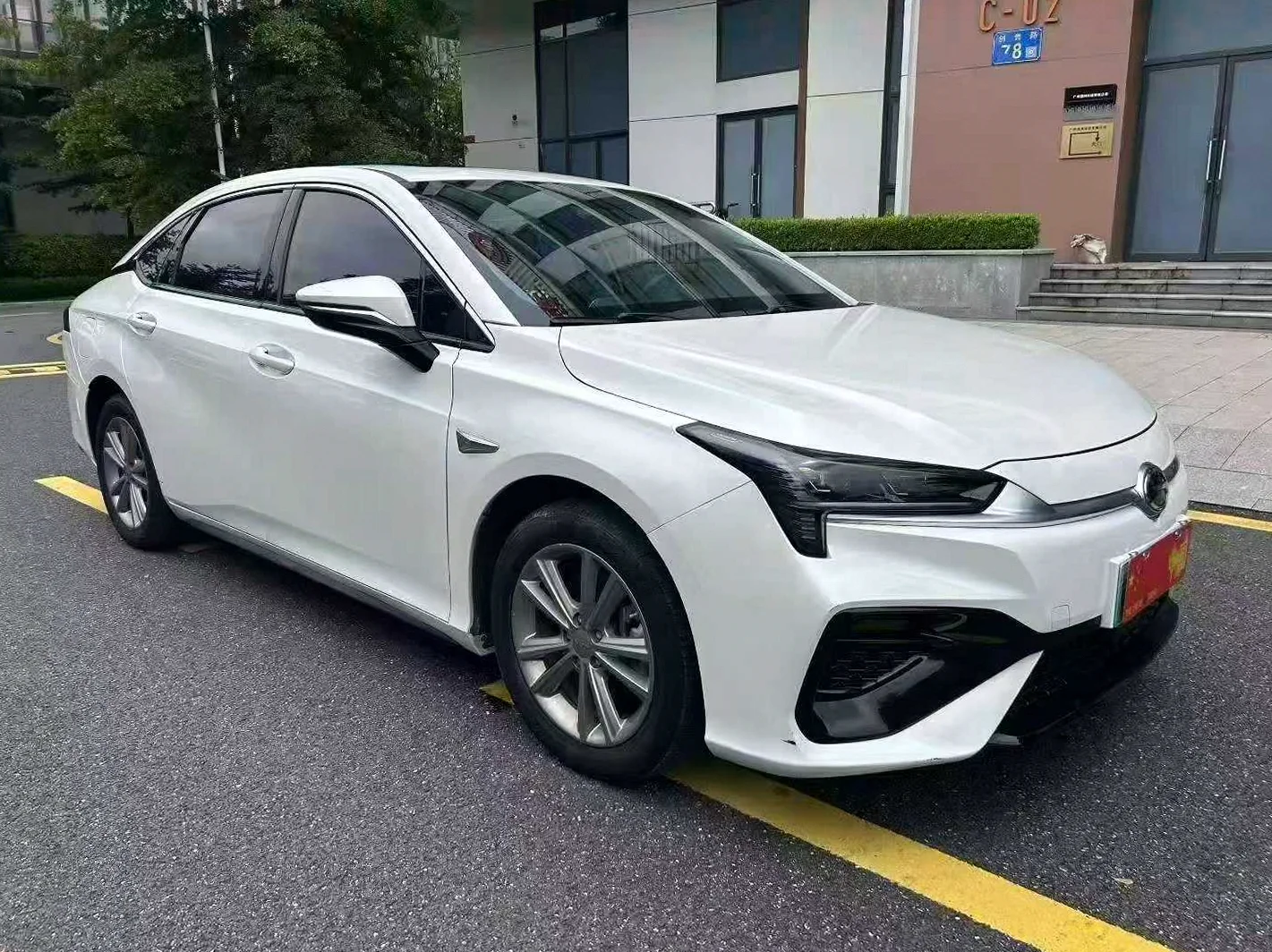 埃安S 正面外观三