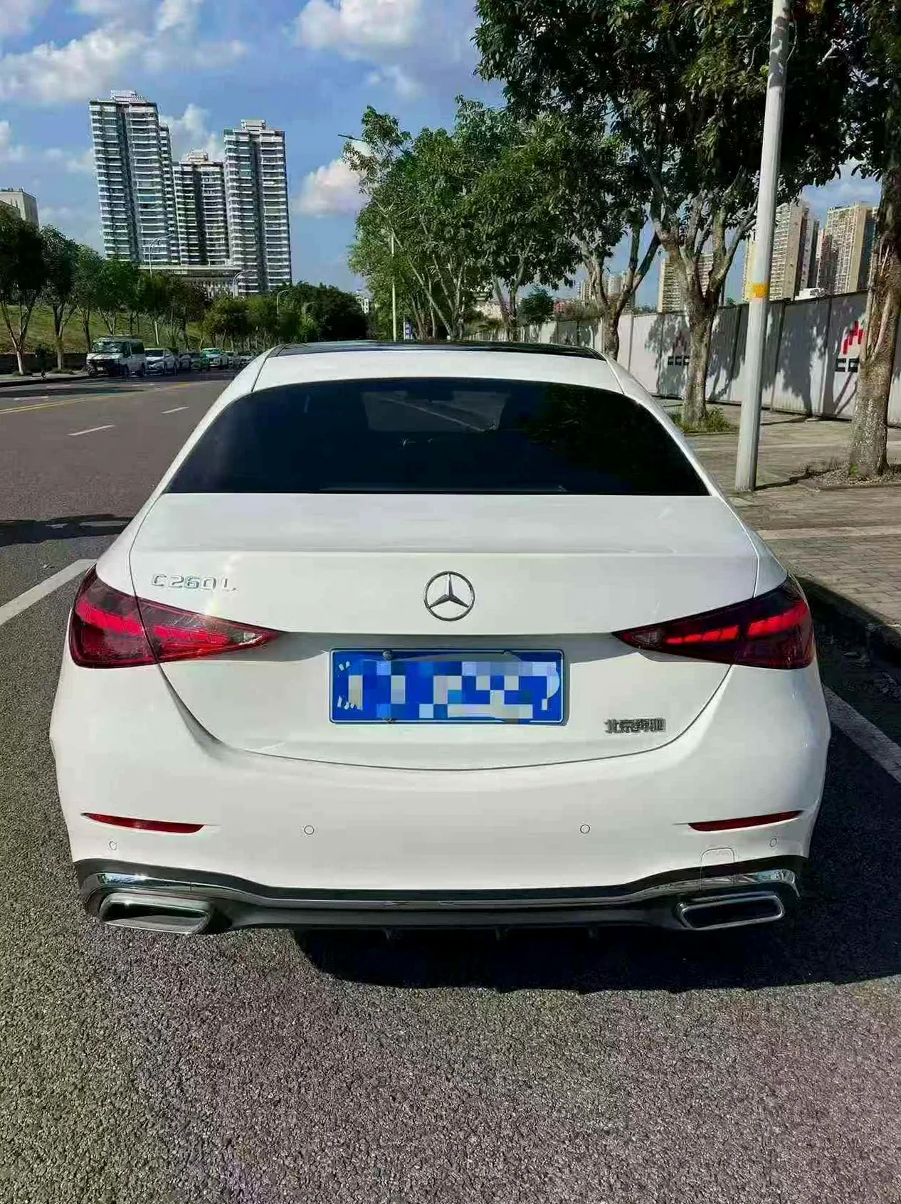 奔驰C 内饰后排