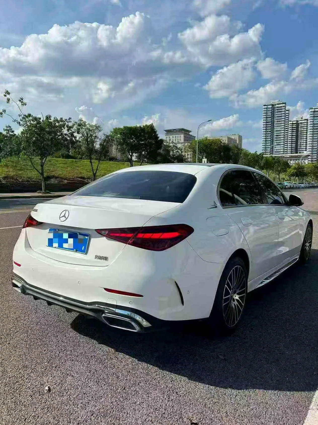 奔驰C 驾驶室
