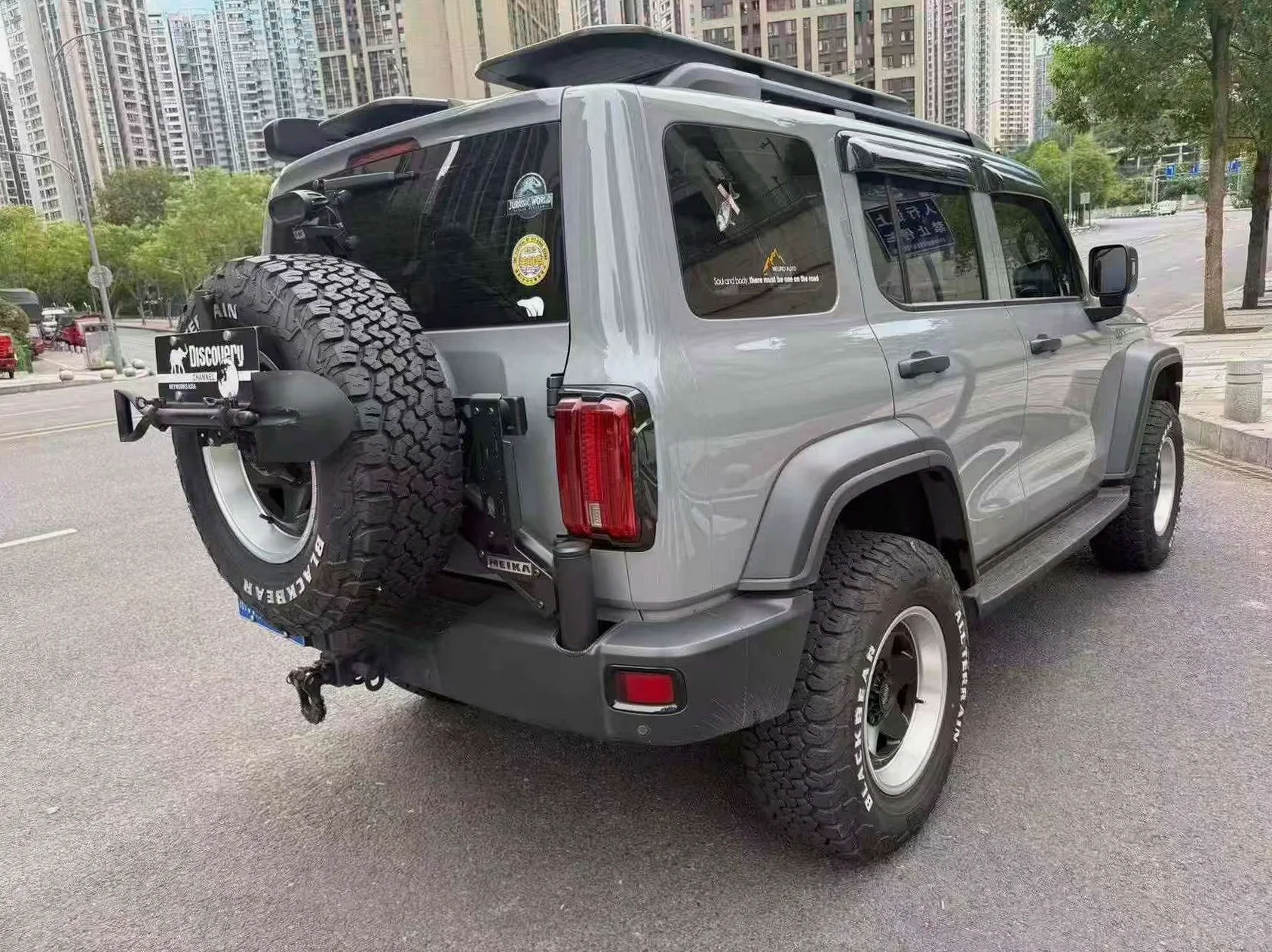 长城汽车300 后面外观三