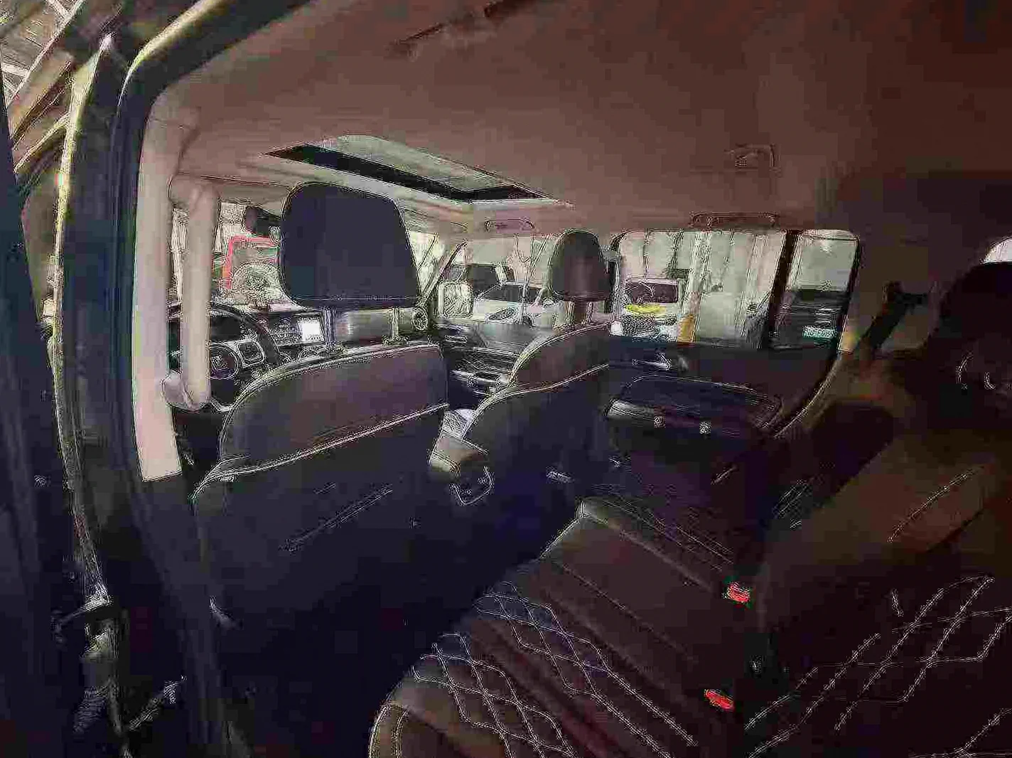 长城汽车300 正面外观二