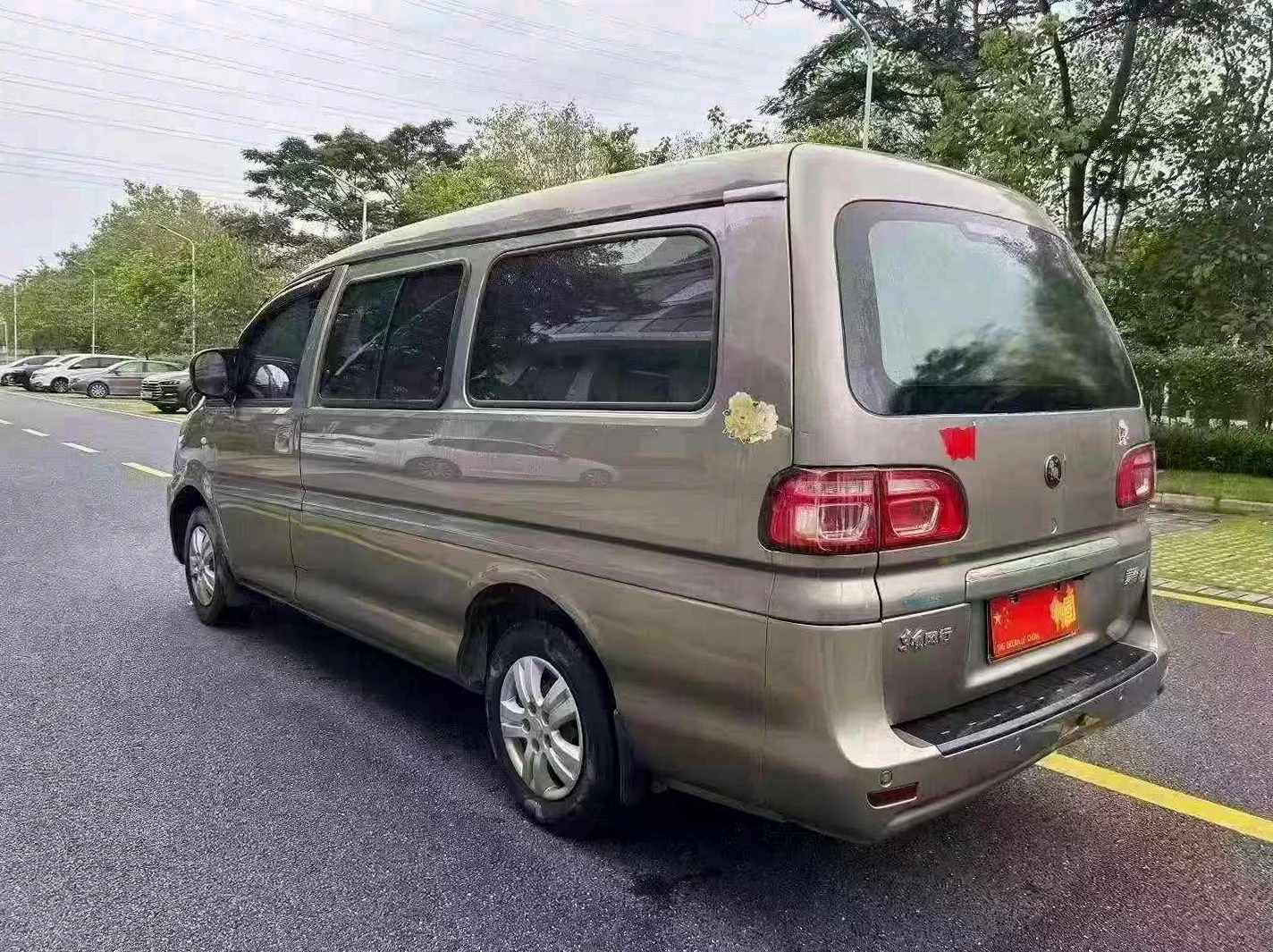 东风菱智 内饰前排