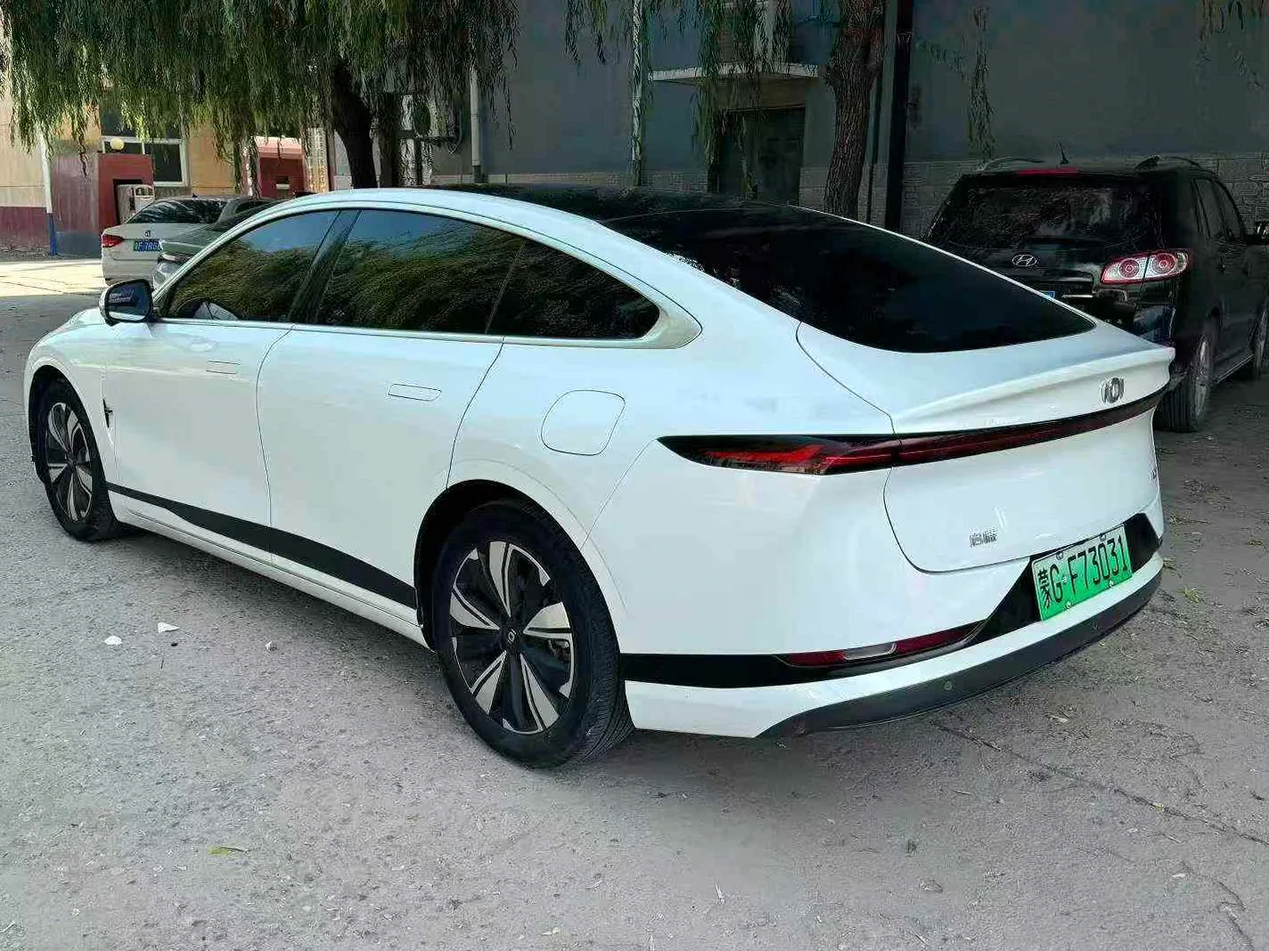 长安汽车启源 后面外观三