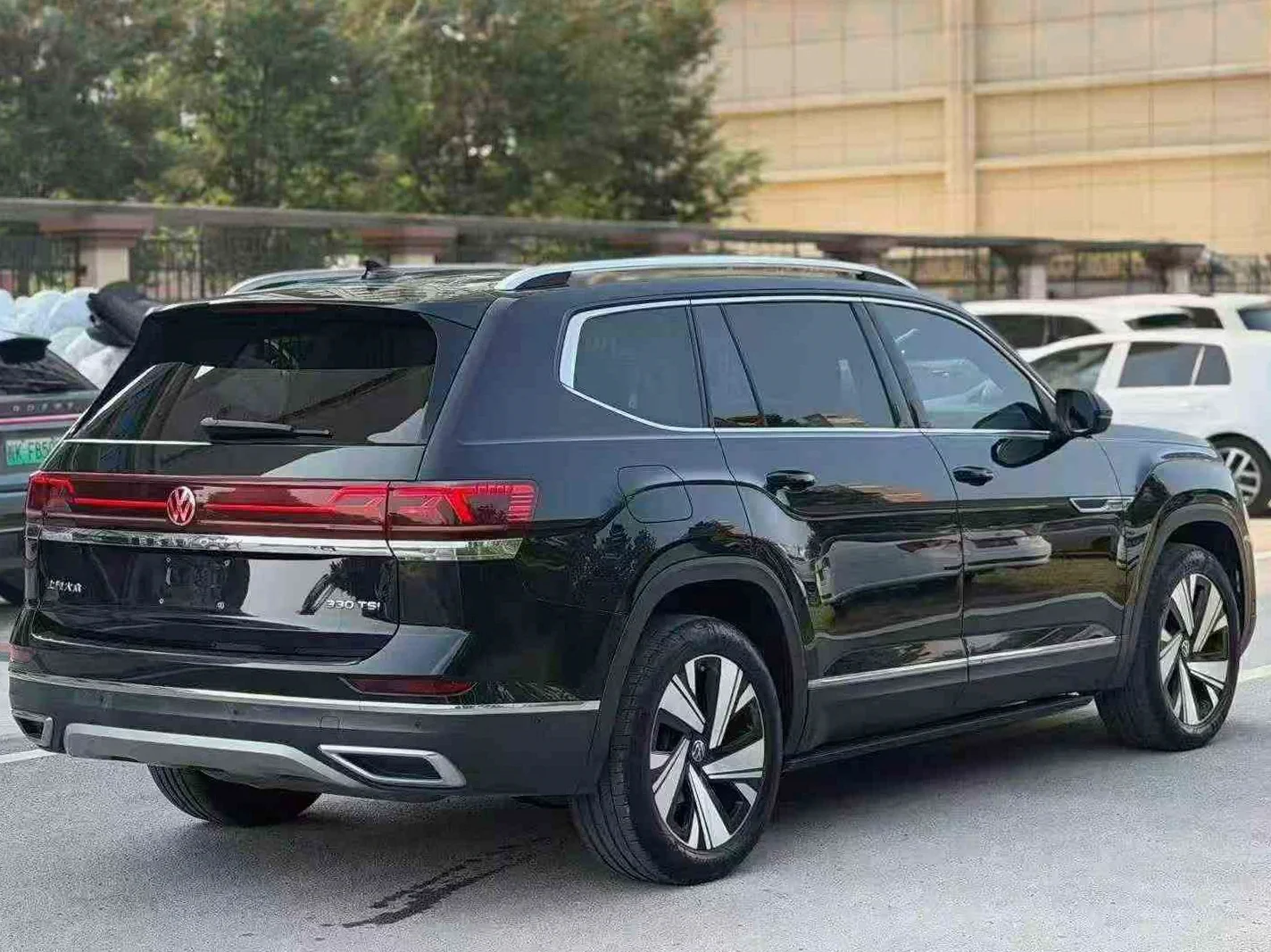 大众途昂 后面外观一