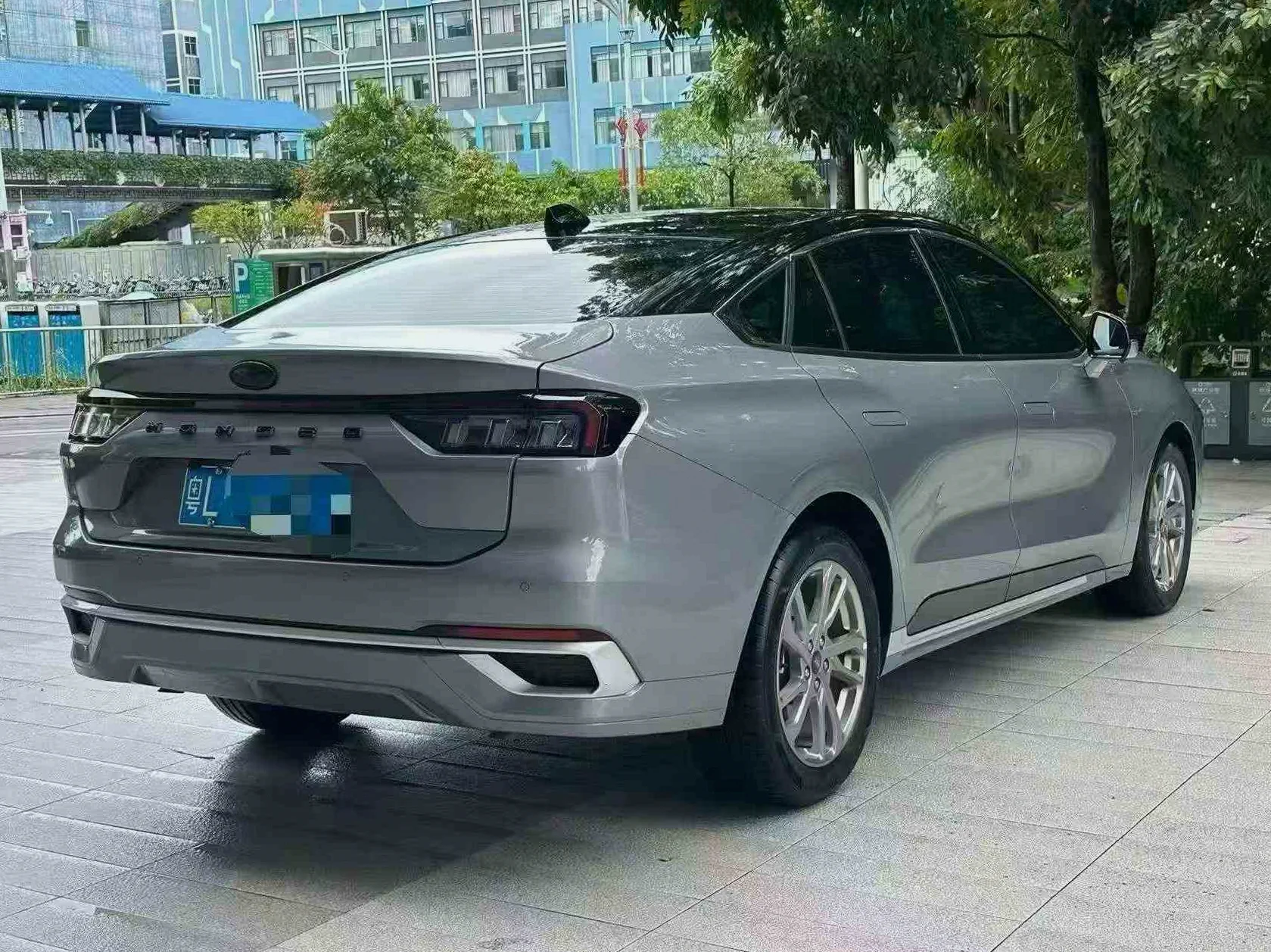 福特蒙迪欧 驾驶室