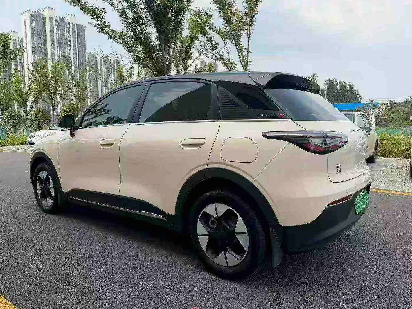 吉利星愿 后面外观一