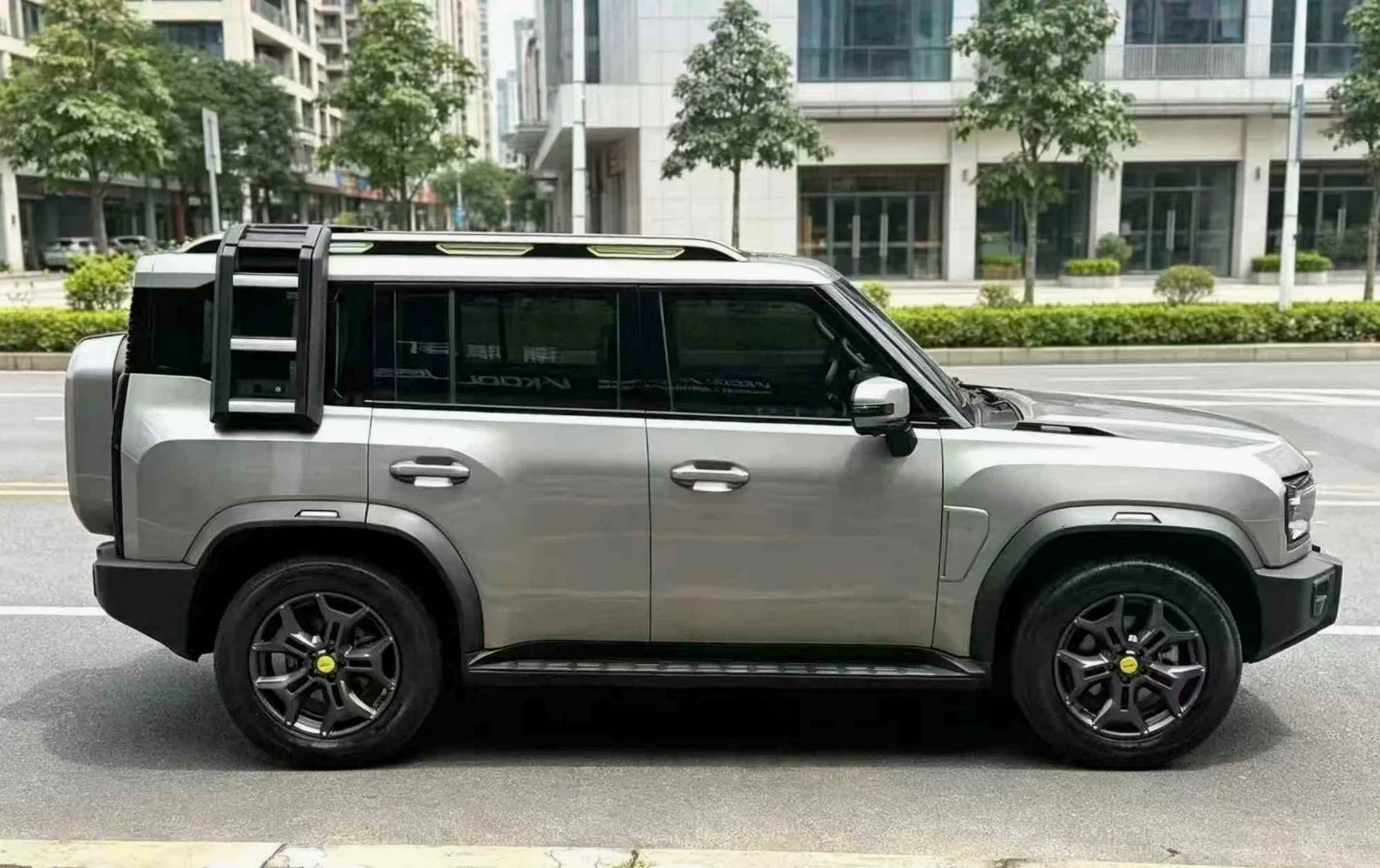 奇瑞旅行者 后面外观三