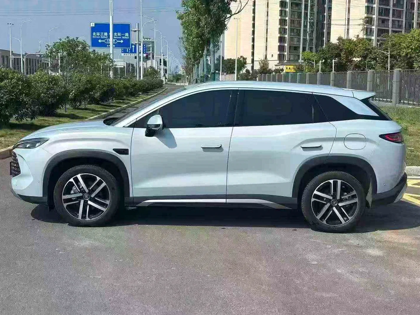 比亚迪宋 内饰后排
